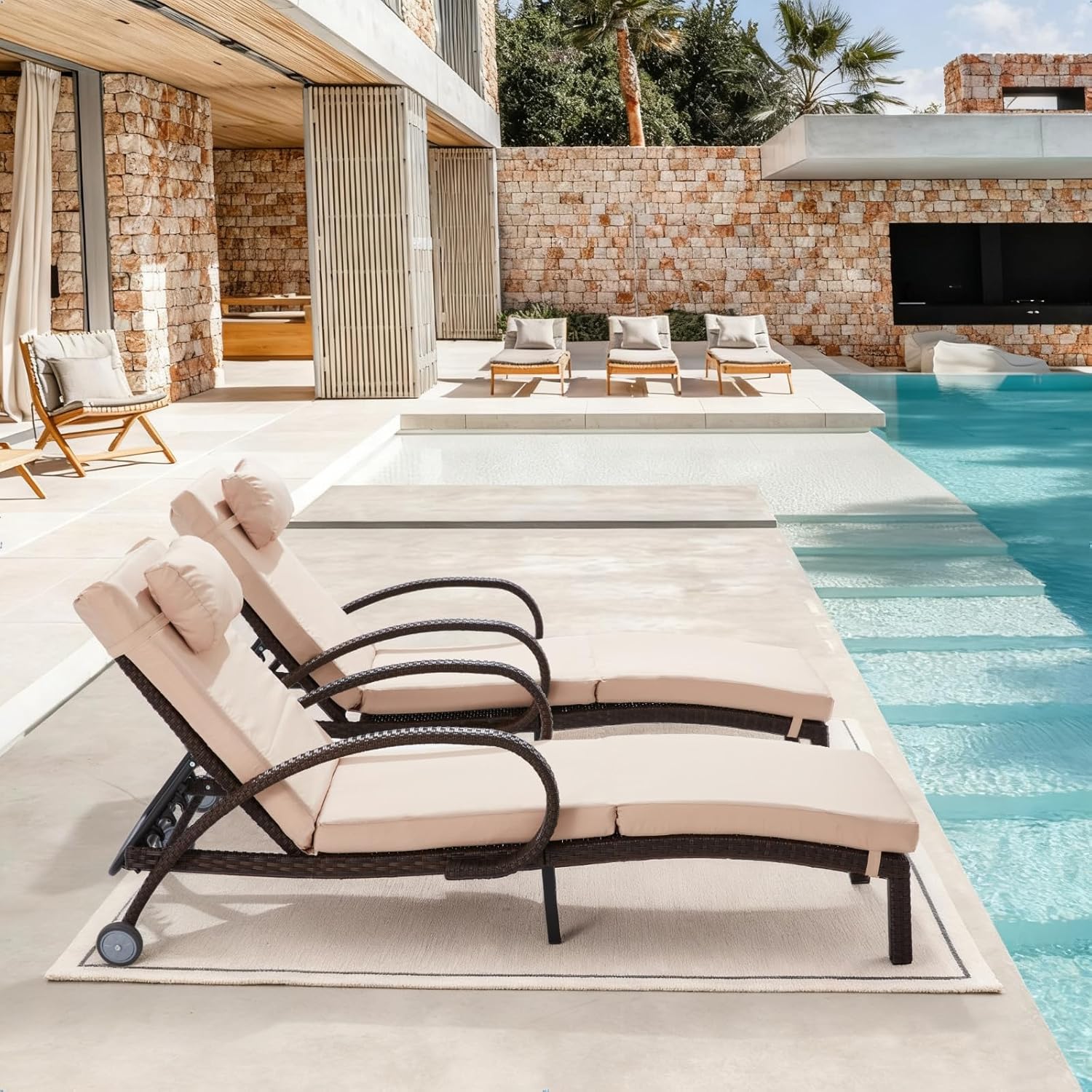 Pool Outdoor Lounge Chairs Set of 2,Outdoor Chaise Lounge w/ 5 Adjustable Back,Wicker Patio Pool Lounge Chair with Wheels for Poolside Deck Lawn,Khaki