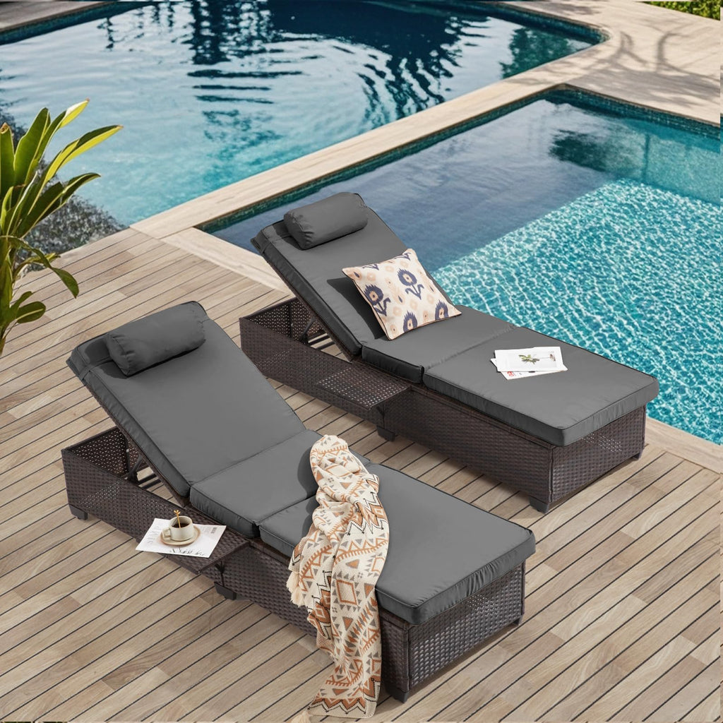 Outdoor Lounge Chairs, Pool Lounge Chairs Set of 2, Outdoor Chaise Lounge with Adjustable Backrest & Cup Holder,Khaki Cushion
